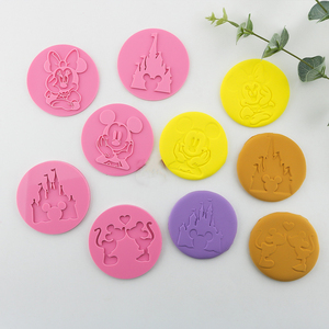 Timbro per Goffratura Unicorno per Torta Baby Shower, Impronta di Piedino per Bimbo/Bimba, per Biscotti e Fondente, Ecologico, Diametro 8cm - Product Image 4