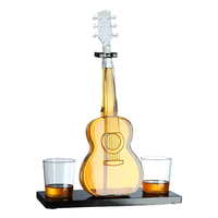 Ensemble de carafes créatives pour guitare et violon Bouteille de vin en verre transparent à haute teneur en borosilicate Ornement de whisky Tasses épaisses Cadeaux d'affaires
