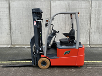 Forklift Baterai Lithium-Ion 1.6 Ton Seri G3 CPD16SQ 4WD dengan Tiang Dua Tingkat dan 80V Dijual