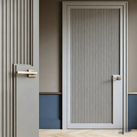 Portes intérieures en bois modernes, blanches et minimalistes pour chambre et bureau