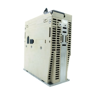 Unidad de Servomotor PLC SGD7S-7R6A00A002 SGD7S-5R5A00B202 - Product Image 1