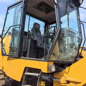 China Reliable Motor Grader GR2153 Road Machinery Motor Grader with Grader Travel Pump Gear Selector - Product Image 2