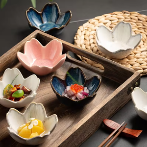 <span class=keywords><strong>Platos</strong></span> <span class=keywords><strong>de</strong></span> Cerámica Creativos para Condimentos con Forma <span class=keywords><strong>de</strong></span> Loto y Acabado Liso para Servir Salsas, Aperitivos y Sushi en el Hogar - Product Image 5