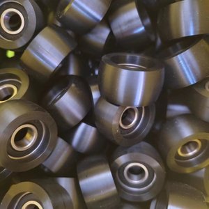 ล้อโพลียูรีเทนพียูประสิทธิภาพสูง49x26-10มม. พร้อมลูกปืน2RS 6300มม. - Product Image 4