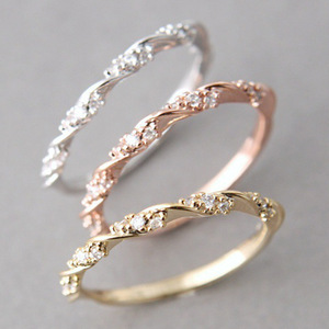 Anello a spirale color oro rosa da donna, accessorio creativo per dita in stile occidentale, alla moda, per feste, idea regalo - Product Image 1