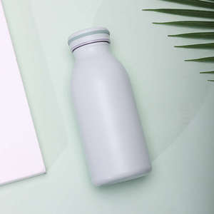 Modern Double-walled Vacuum-Sealed Small-Mouth Stainless Steel Travel Thermos with Leak-Proof Lid and Eco-Friendly Design - Product Image 3