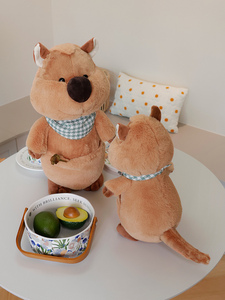 Jouet en peluche Quokka super doux avec écharpes à carreaux Adorable jouet en peluche Quokka cadeau pour enfants - Product Image 4