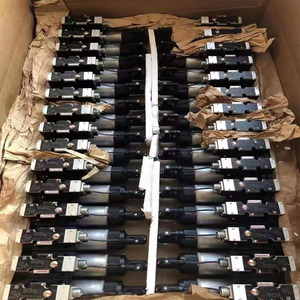 วาล์วควบคุมแบบสัดส่วน Rexroth รุ่น 4WRZE16W8-150-74/6EG24N9EK31 สำหรับงานอุตสาหกรรม - Product Image 1
