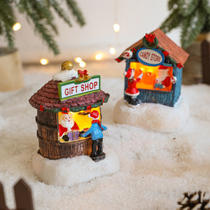 Commercio all'ingrosso della fabbrica della casa della resina di natale ha condotto gli ornamenti della decorazione dell'albero di natale regalo di natale piccola casa sull'albero - Product Image 2