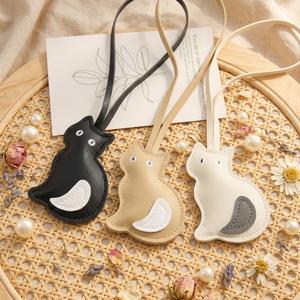 PU Leather Cat Shape Pendant Women's Handbag Decoration 3D Cotton-Padded DIY <b>Car</b> Hanging <b>Ornament</b> Welcome Gifts Promotional - Product Image 2