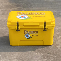 Glacière isotherme rotomoulée en PE, personnalisable en couleur et avec logo, avec impressions de lettres de dessins animés, 20L-190L, 65L, pour la conservation de la nourriture et des boissons pendant 7 jours