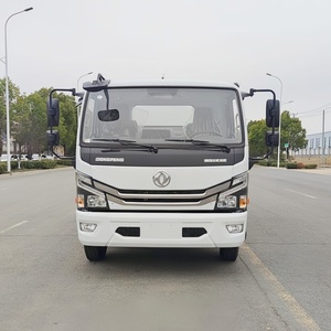 Camión Cisterna Dongfeng 4X2 de 6 Toneladas para Rociar Agua en Incendios, con Bomba de Alta Presión y Motor Diésel - Product Image 5