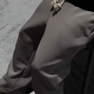 Pantalones de chándal de cintura doble con logotipo personalizado bordado, pantalones de chándal informales con cordón para hombre - Product Image 3