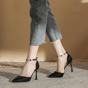 Chaussures à talons hauts pour femmes en cuir de haute qualité, nouveau style, bout pointu, chaussures de créateur, talon bas, chaussures à talons hauts pour femmes, dernières tendances - Product Image 5