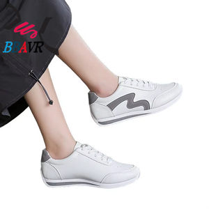 Zapatillas Deportivas Casuales Forrest Gump con Cordones Blancos, Suela de Goma Antideslizante, Forro de Malla Artificial Suave para Verano, en Oferta - Product Image 3