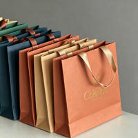 Sac cadeau de luxe en papier cartonné blanc recyclable, impression de logo personnalisée, poignée renforcée, capacité de charge 6-9 kg, emballage haut de gamme pour parfums et artisanat