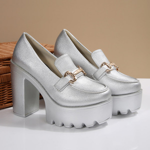 British <b>Style</b> High-Heeled Flats Large Size Autumn New <b>Style</b> Platform Thick Heel Metal Chain Deep Mouth Shoes for Women - Product Image 6