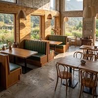 Meubles de restaurant de style western naturel et sauvage, table à manger vintage et chaises assorties pour bistro