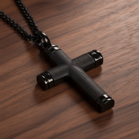 Collier pour homme Tizti Jesus en acier inoxydable noir avec croix et incrustation en bois d'ébène, collier tendance pour homme avec pendentif