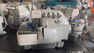 औद्योगिक परिधान और कपड़े मैनुअल फीड तंत्र के लिए उच्च गति स्वचालित ओवरलॉक सिलाई मशीन 220 वी - Product Image 2