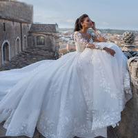 Luxuriöse Brautkleider mit O-Ausschnitt, Spitzenapplikationen, langen Ärmeln, Vintage-Stil, individuell gestaltet