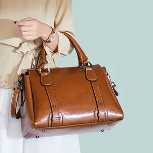 Fashion Leather Large Capacity Handbag Travel Ladies Genuine Leather College Shoulder Bags
