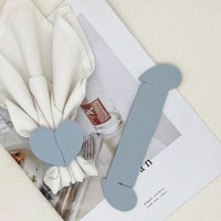 Porte-serviettes en cuir en forme de cœur, boucle à serviettes portable et réutilisable pour la décoration de table de mariage, d'anniversaire ou de fête