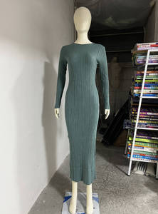 เดรสยาวผ้ากำมะหยี่คอร์ดูรอยเนื้อบาง แขนยาว ถักนิตติ้ง ทรงลำลอง แต่งลายทางแบบยุ่งๆ  แฟชั่น - Product Image 5