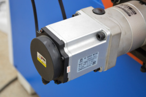 13% डिस्काउंट cnc स्पर्शरेखा ओसिलेशन चाकू काटने मशीन कार्डबोर्ड गैसकेट - Product Image 6