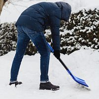 Râteau à neige bleu de haute qualité, durable, démontable sans outil, 3 pièces, manche métallique extensible et verrouillable, 54-82 cm, pousse-neige pour véhicule