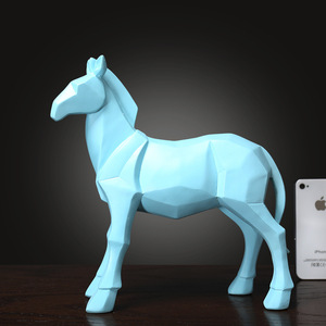 Figura de Caballo Geométrica de Resina, 2 Piezas, Decoración Escandinava para Escritorio, Oficina y Hogar - Product Image 5