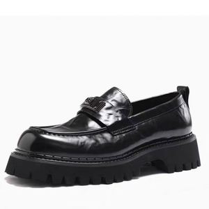Zapatos de Hombre de Alta Calidad para Oficina y Carrera, Estilo Italiano, Aumentan la Estatura, Impermeables, Transpirables, Sin Cordones, Punta Redonda - Product Image 2