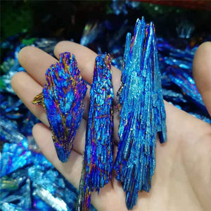 Vente en gros de pierres minérales de <span class=keywords><strong>kyanite</strong></span> noire électro-plaquée naturelle, <span class=keywords><strong>pierre</strong></span> de <span class=keywords><strong>kyanite</strong></span> bleue aura pour la décoration - Product Image 4