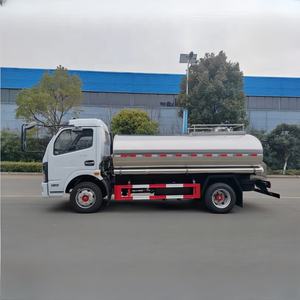 Camión <span class=keywords><strong>cisterna</strong></span> <span class=keywords><strong>de</strong></span> leche <span class=keywords><strong>de</strong></span> acero inoxidable Dongfeng 5CBM 304 <span class=keywords><strong>de</strong></span> alta calidad | Transporte <span class=keywords><strong>de</strong></span> leche fresca | Camion <span class=keywords><strong>Cisterna</strong></span> <span class=keywords><strong>De</strong></span> Leche 5000 litros - Product Image 4