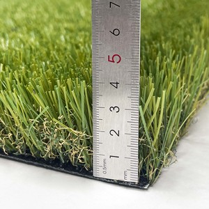 Alta qualità morbido tappeto verde sintetico rotolo antiscivolo superficie erba artificiale pavimentazione sportiva per campo da calcio - Product Image 3