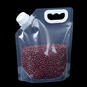 Bolsa con boquilla de 2.5L de calidad alimentaria con logo personalizado para comida seca para cachorros y gatitos - Product Image 1