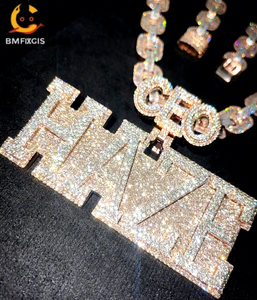 จี้ห้อยคอผู้ชายทรงตัวอักษร VVS ประดับเพชรโมอิสซาไนต์ธรรมชาติแบบฮิปฮอป พร้อมตัวล็อกเงินแท้ชุบทอง 18K สุดหรู - Product Image 1