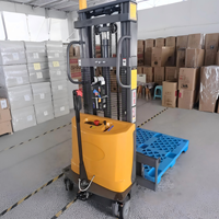 Nouveau transpalette de voirie extérieur très demandé, 1,5/2 tonnes, hauteur de levage 4/5 m, entièrement électrique, avec conducteur à bord, roues hydrauliques en PU 1
