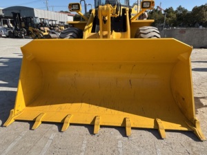 Chargeur sur pneus avant Komatsu WA380 de haute qualité de 3 tonnes utilisé avec pompe à moteur - Product Image 3