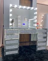 Offre Spéciale : Coiffeuse de Luxe Moderne Effet Diamant avec Miroir