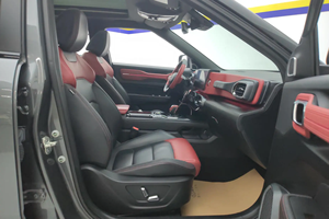 Auto Usado, SUV Híbrido Ligero de 48V con Bajo Kilometraje y ADAS L2, Geely ICON 2020 1.5TD DCT I9 BSG - Product Image 4