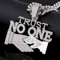Collier chaîne cubaine en alliage de zinc, style hip-hop gangster, avec pendentif entièrement serti de diamants, design exagéré, pour le marché international