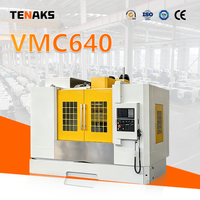 Centre d'usinage vertical TENAKS VMC640, machine de fraisage CNC compacte, guides linéaires 3 axes, broche BT40 8000 tr/min