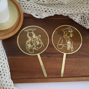 ท็อปเปอร์เค้กอะคริลิค ลายน้ำผึ้งและความหวาน สำหรับตกแต่งเค้กทรงกลมในช่วงรับปริญญา - Product Image 2