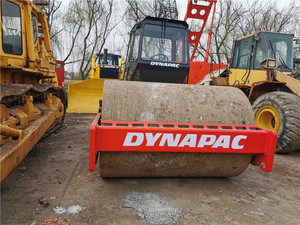 Matériel de construction d'ingénierie d'occasion, haute efficacité de travail, petit compacteur routier manuel de 10 tonnes Dynapac - Product Image 6