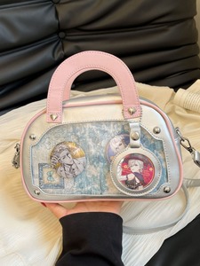 Sac à bandoulière Ita personnalisé noir gothique à clous, avec fenêtre de présentation, idéal pour la mode, le <span class=keywords><strong>cosplay</strong></span> et les événements anime - Product Image 5
