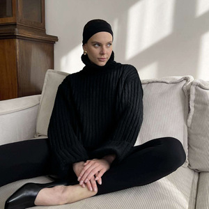 Pull côtelé à col roulé pour femme, coupe courte et ample, tricot chaud, automne hiver 2026 - Product Image 4