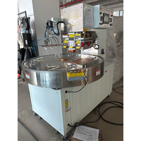 Machine de scellage sous blister automatique à bras unique haute fréquence pour cartes SD et batteries
