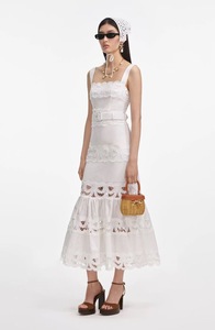 Vestido largo de verano estilo francés con aberturas, corte sirena, cintura ajustada y cuello halter - Product Image 2