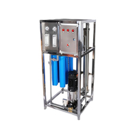 Machine de traitement de l'eau alcaline en acier inoxydable commercial RUNBOW 500LPH Équipement d'eau pure par osmose inverse Réservoir sous pression